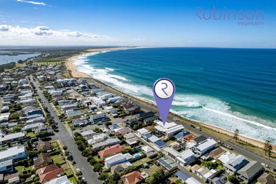 /international/au/245-mitchell-street-stockton-nsw-151130644/