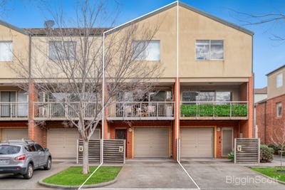 /international/au/46-village-way-maribyrnong-vic-148654856/