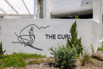 /international/au/27-6-barrel-street-bokarina-qld-151444540/