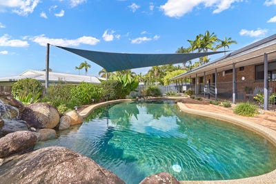 /international/au/42-hadrian-avenue-mooroobool-qld-151449020/