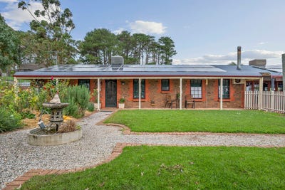 /international/au/38a-newman-close-willunga-south-sa-151491808/