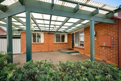 /international/au/16-clisby-close-cook-act-150963288/