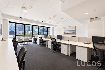 /international/au/207-20-convention-centre-place-southbank-vic-505260564/