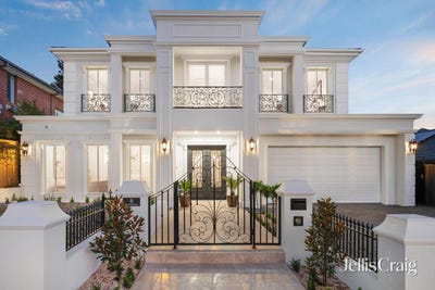 /international/au/8-diamond-avenue-glen-waverley-vic-151337260/