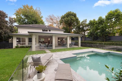 /international/au/128b-burns-road-wahroonga-nsw-152505240/