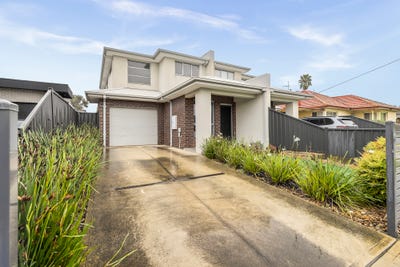 /international/au/14a-ginifer-avenue-altona-north-vic-152528308/
