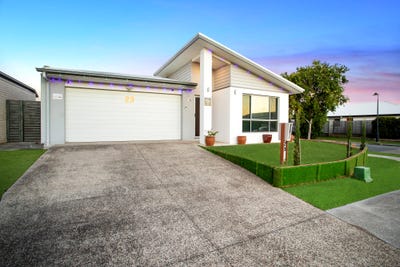 /international/au/23-meadows-boulevard-strathpine-qld-151170336/