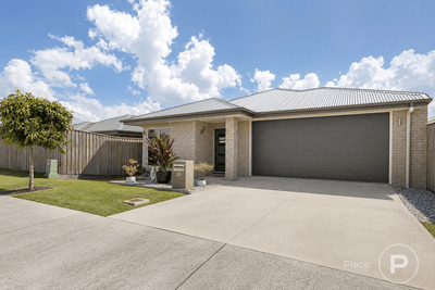 /international/au/28-millbrook-circuit-beerwah-qld-151387692/