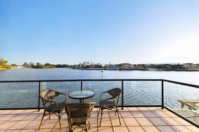 /international/au/20-sunset-boulevard-surfers-paradise-qld-151812688/