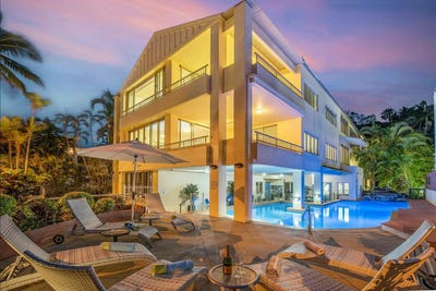 /international/au/2-70-macrossan-street-port-douglas-qld-152476264/