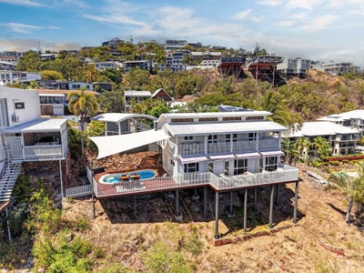 /international/au/45-gilbert-crescent-castle-hill-qld-152585952/