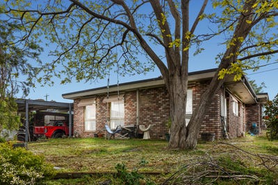 /international/au/86-centenary-street-seaford-vic-152030360/