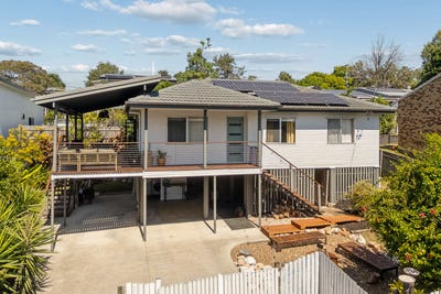 /international/au/23-argyle-street-seventeen-mile-rocks-qld-150859780/