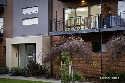 /international/au/5-5-churchill-street-ringwood-vic-151489836/