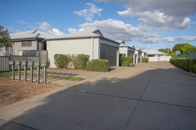 /international/au/4-10-blanchard-street-chinchilla-qld-151335164/