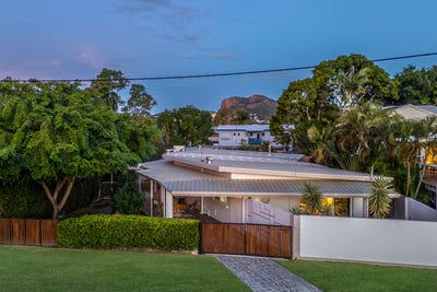 /international/au/8-havana-street-rowes-bay-qld-148373732/