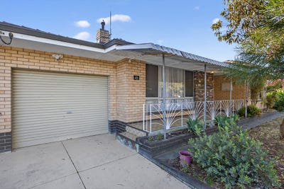 /international/au/15-chapman-road-calista-wa-152546920/
