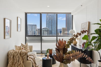 /international/au/1218-160-grote-street-adelaide-sa-152635444/