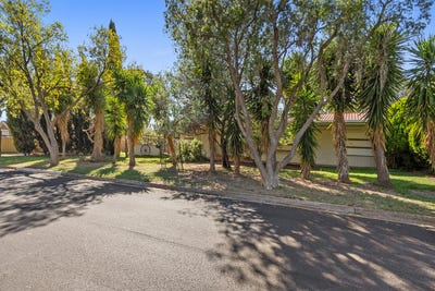 /international/au/2-trevu-avenue-gawler-east-sa-150972680/