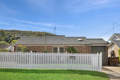 /international/au/24-northcott-road-cromer-nsw-151310848/