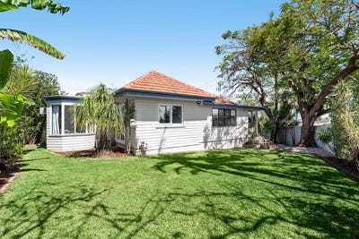 /international/au/106-sibley-road-wynnum-west-qld-152294152/