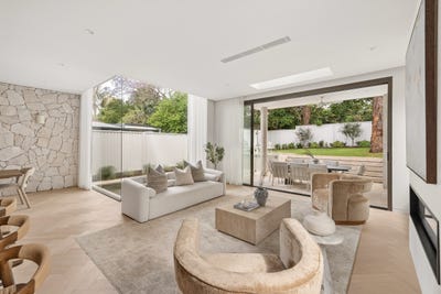 /international/au/154-moore-street-leichhardt-nsw-121040629/