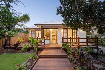 /international/au/31-mole-avenue-southport-qld-152592804/