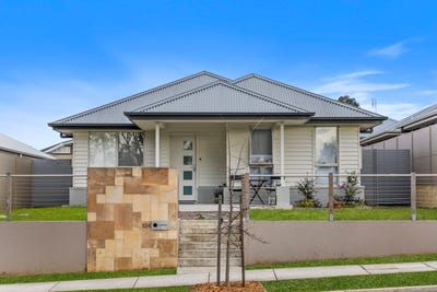 /international/au/124-triton-boulevard-north-rothbury-nsw-148416424/
