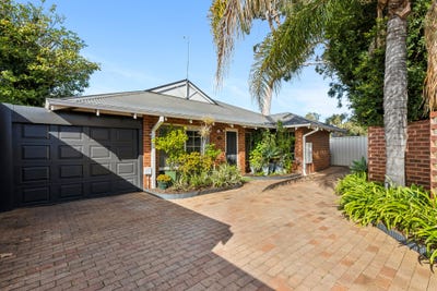 /international/au/62a-cargill-street-victoria-park-wa-151317100/