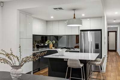 /international/au/6a-murdoch-avenue-north-plympton-sa-151252200/