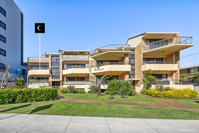 /international/au/1-4-6-kalyan-street-surfers-paradise-qld-151449612/