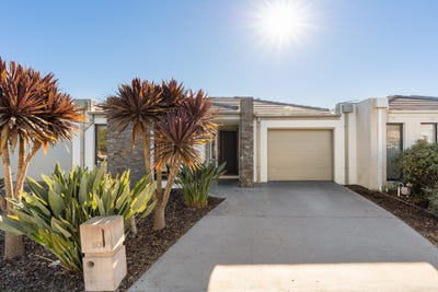 /international/au/20-braeburn-street-doreen-vic-151228492/