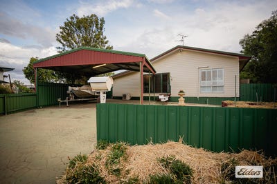 /international/au/7-shumba-avenue-roma-qld-151344064/
