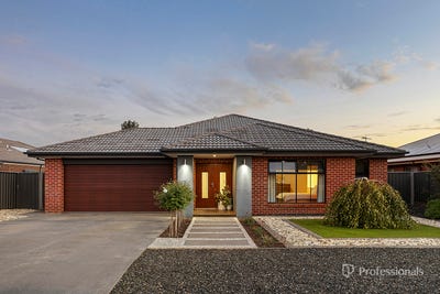 /international/au/103-field-street-maryborough-vic-150995396/