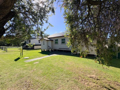 /international/au/9-bell-street-chinchilla-qld-151118572/