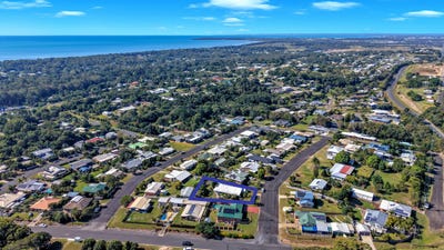 /international/au/4-julie-street-dundowran-beach-qld-151427020/