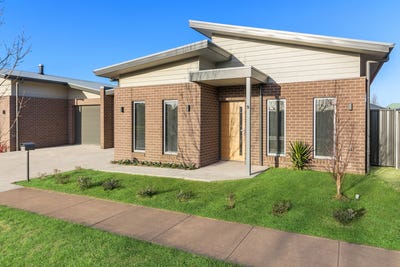 /international/au/9-station-street-mansfield-vic-150755460/