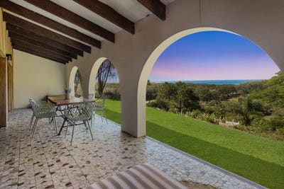 /international/au/100a-the-mountain-way-sapphire-beach-nsw-150957804/
