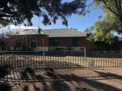 /international/au/34-middleton-st-port-pirie-sa-151568132/