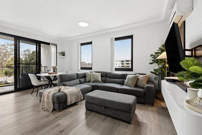 /international/au/30-1-drinkwater-lane-edmondson-park-nsw-152616536/