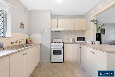 /international/au/13-21-disney-road-parmelia-wa-150591984/