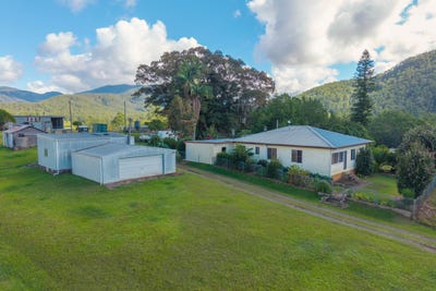 /international/au/40-ready-money-road-upper-rollands-plains-nsw-700405660/