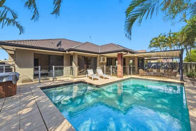 /international/au/35-palma-crescent-varsity-lakes-qld-152573836/