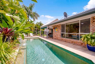 /international/au/5-woodstock-court-parkwood-qld-151673760/