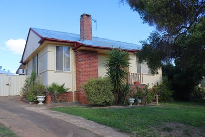 /international/au/49-phillip-avenue-mount-austin-nsw-150942640/