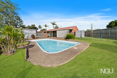/international/au/16-limosa-court-crestmead-qld-151378564/