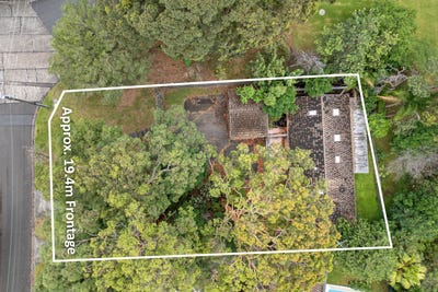 /international/au/1-chowne-place-middle-cove-nsw-150634972/