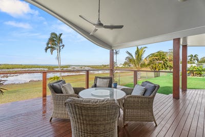 /international/au/9-11-jensen-avenue-maaroom-qld-151564180/