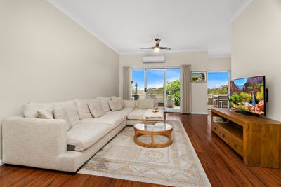 /international/au/10-20-dido-street-kiama-nsw-152344376/