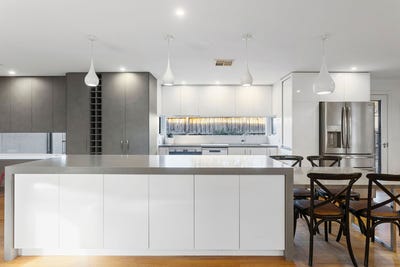 /international/au/60-van-ness-avenue-mornington-vic-148273292/